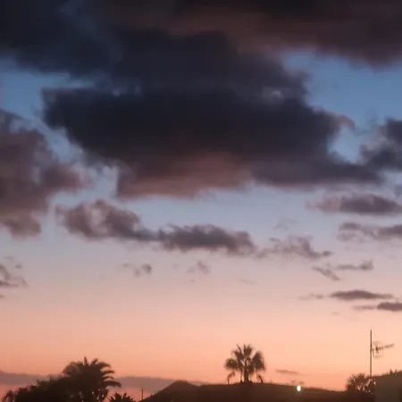 Paradise Golf House *