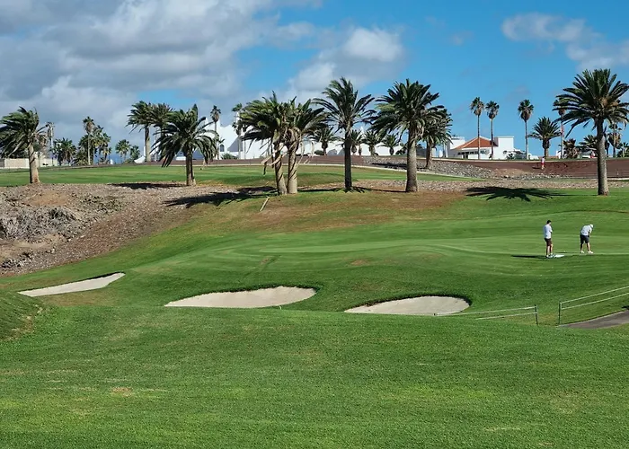 Paradise Golf House *